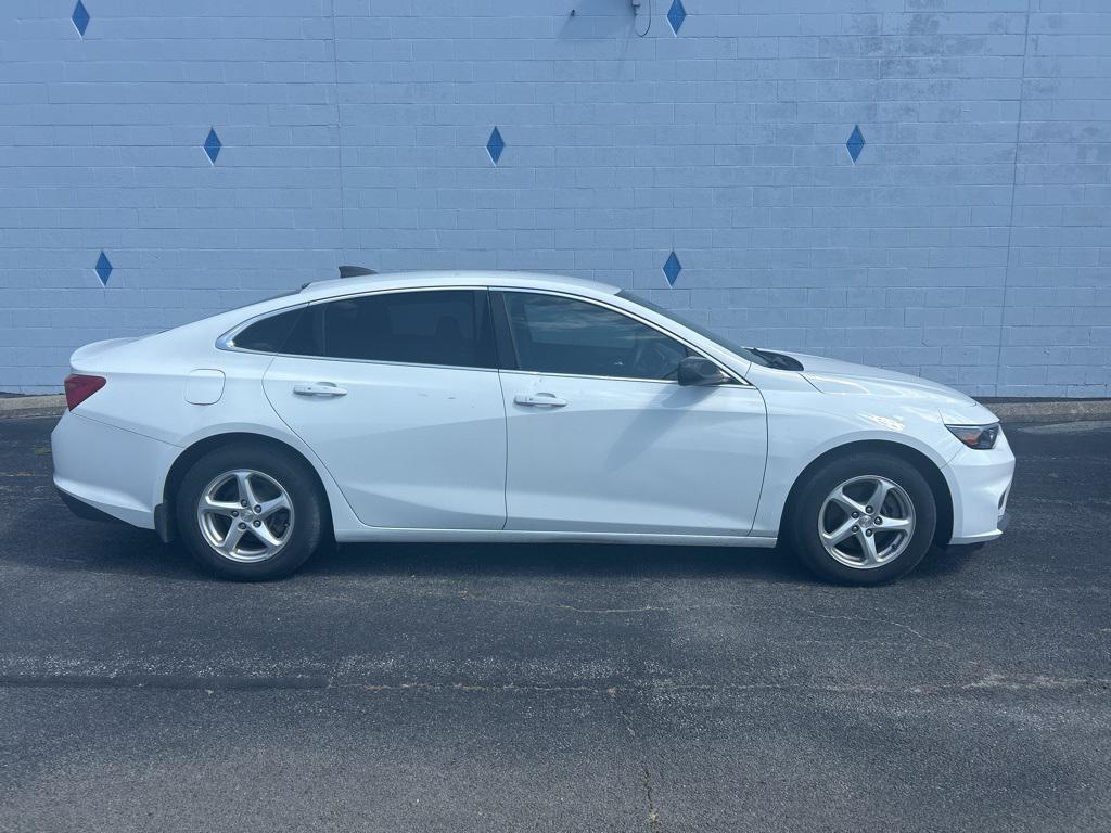 used 2018 Chevrolet Malibu car, priced at $10,986