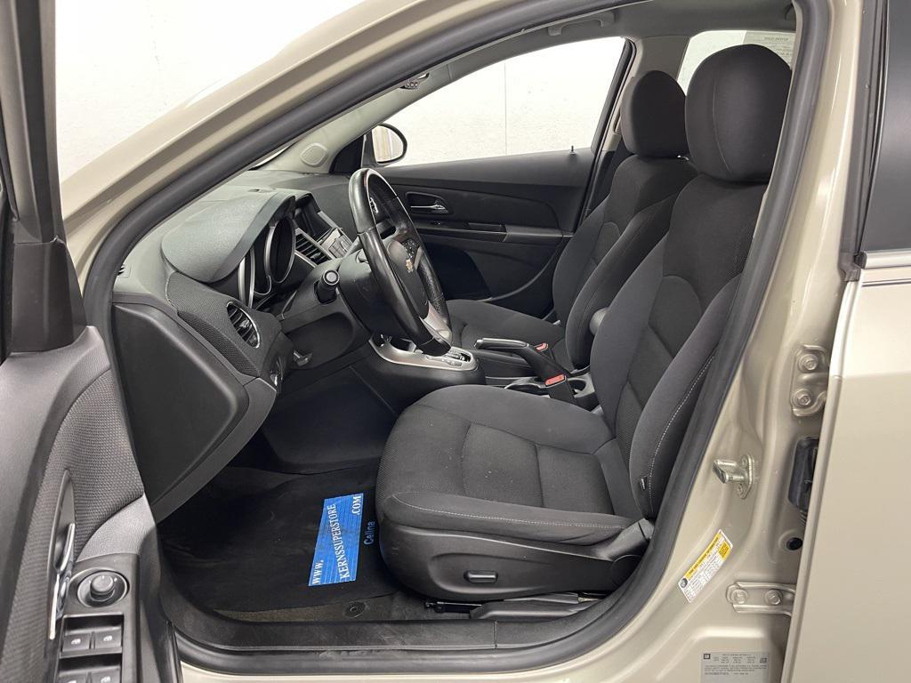 used 2014 Chevrolet Cruze car, priced at $5,998
