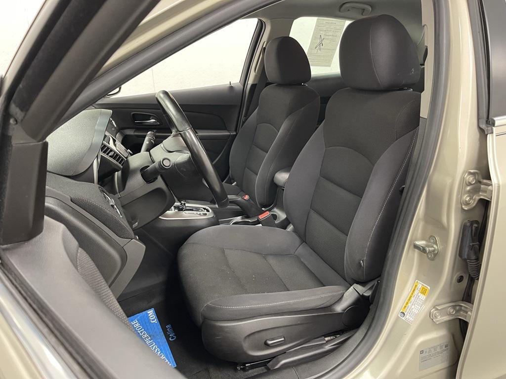 used 2014 Chevrolet Cruze car, priced at $5,998