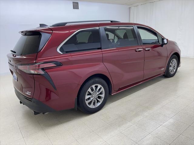used 2021 Toyota Sienna car, priced at $33,610