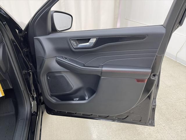 new 2025 Ford Escape car, priced at $35,980