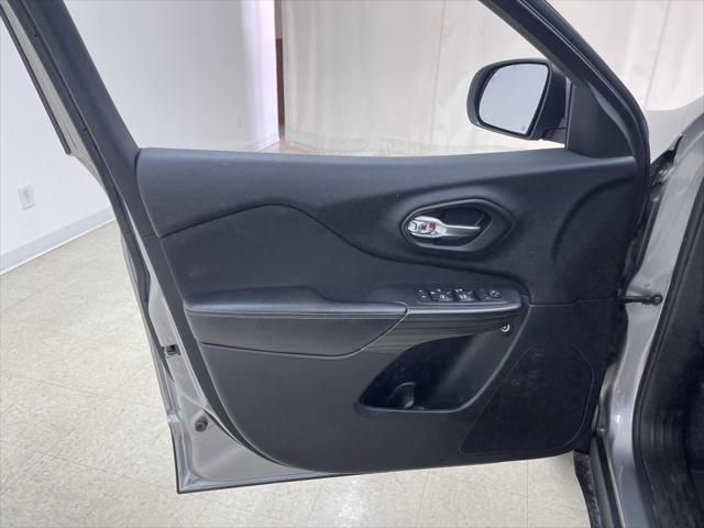 used 2017 Jeep Cherokee car, priced at $12,569