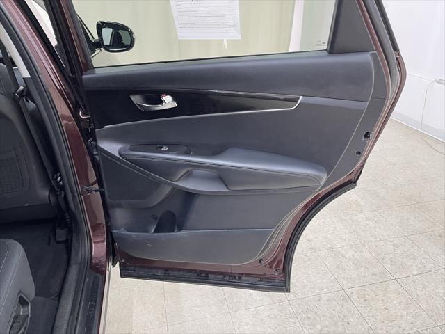 used 2019 Kia Sorento car, priced at $14,936