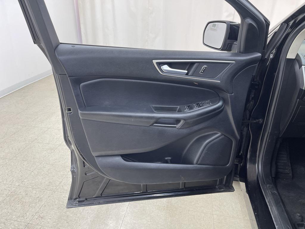used 2022 Ford Edge car, priced at $20,986