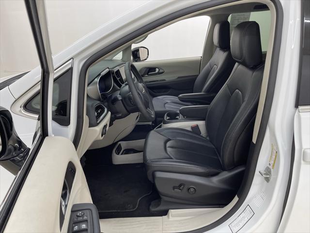 used 2024 Chrysler Pacifica car, priced at $35,889