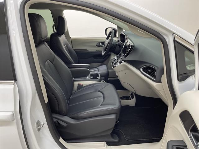used 2024 Chrysler Pacifica car, priced at $35,889