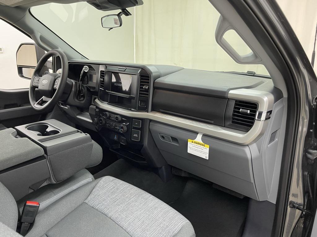 new 2025 Ford F-250 car, priced at $54,045