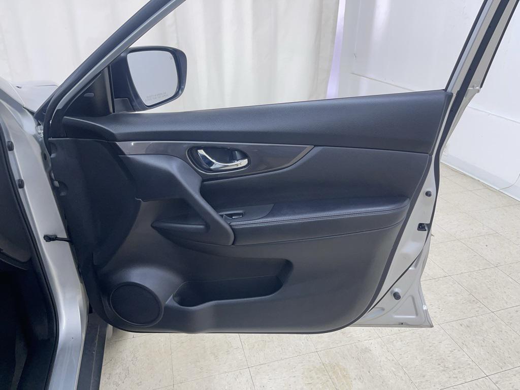 used 2019 Nissan Rogue car, priced at $15,397
