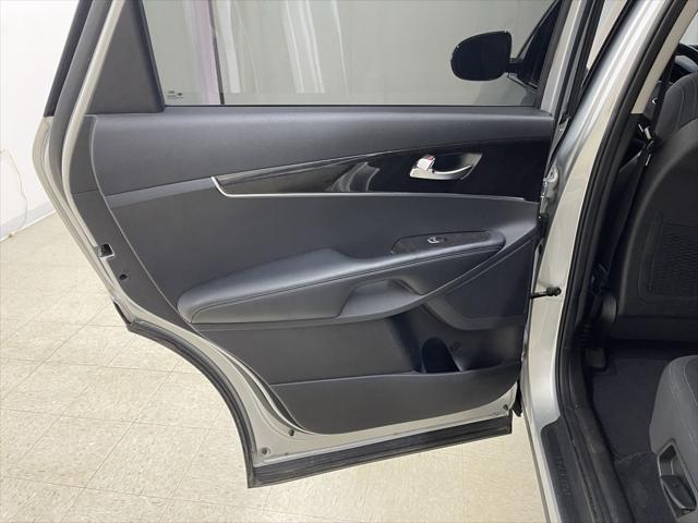 used 2018 Kia Sorento car, priced at $13,397