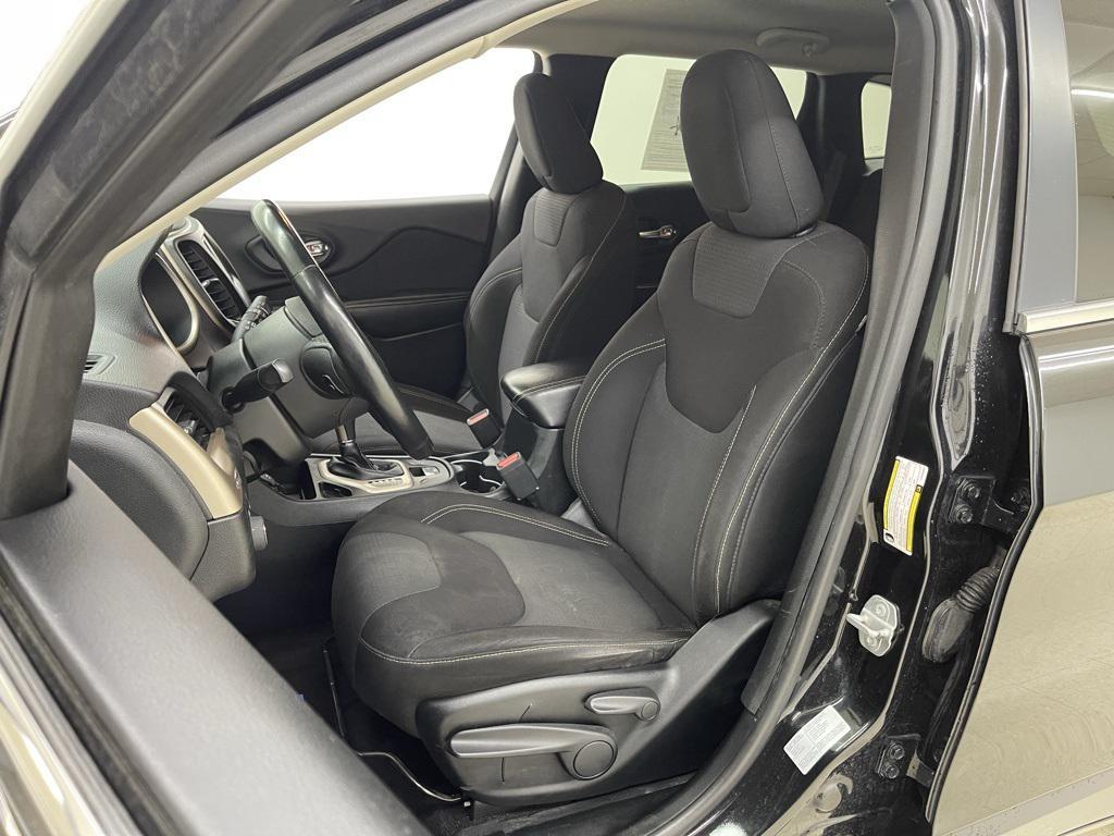 used 2016 Jeep Cherokee car, priced at $10,600