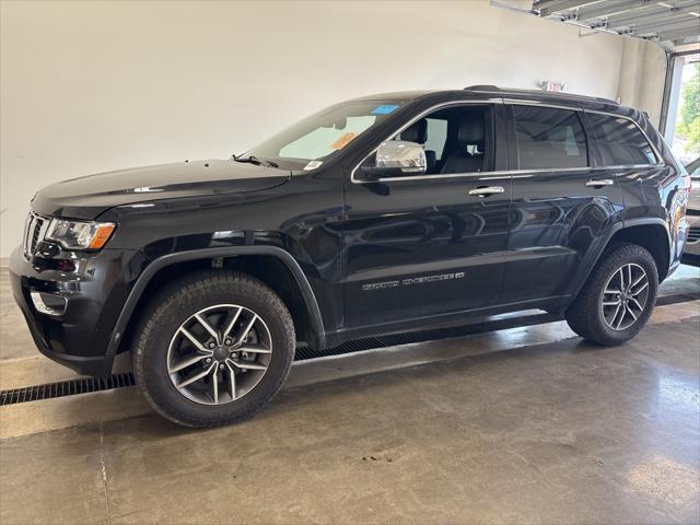 used 2022 Jeep Grand Cherokee car, priced at $28,997