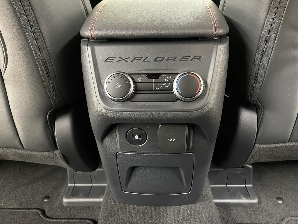 new 2025 Ford Explorer car, priced at $47,371