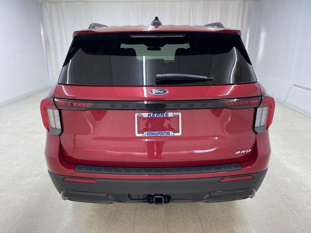 new 2025 Ford Explorer car, priced at $47,371
