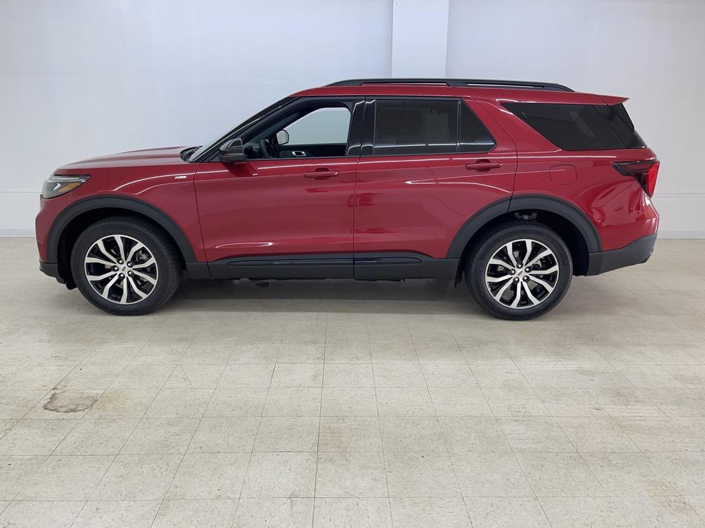 new 2025 Ford Explorer car, priced at $47,371