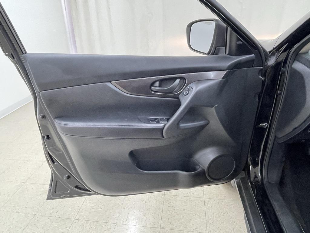used 2019 Nissan Rogue car, priced at $13,486