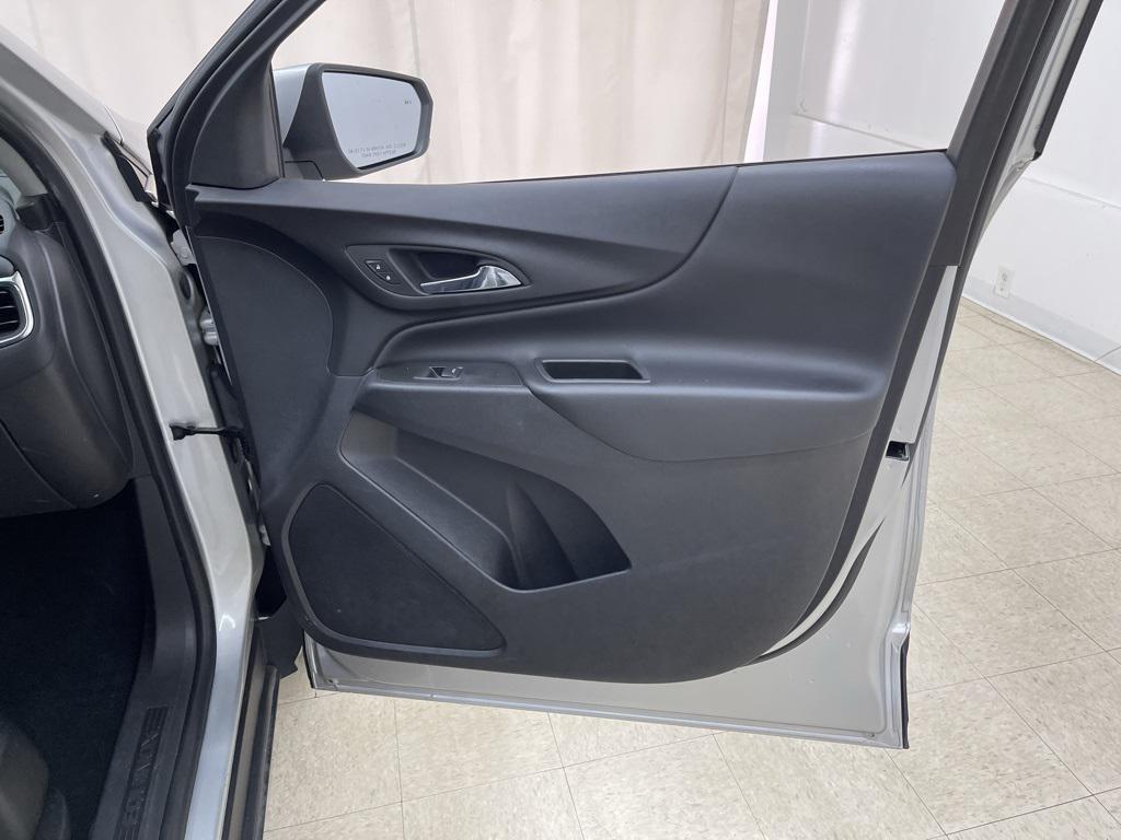 used 2022 Chevrolet Equinox car, priced at $17,887
