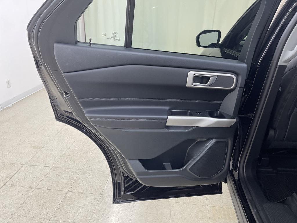 used 2023 Ford Explorer car, priced at $33,998