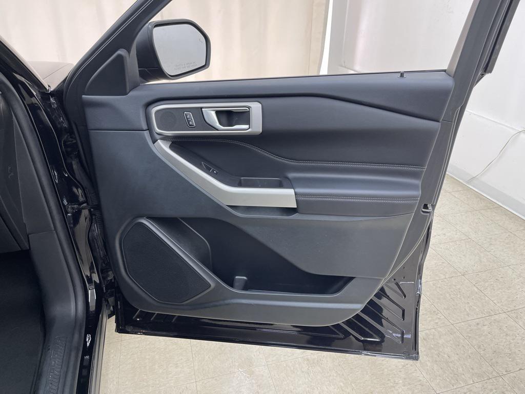 used 2023 Ford Explorer car, priced at $33,998