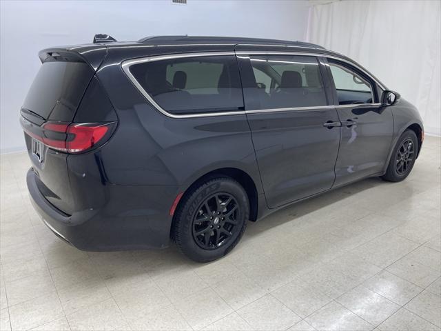 used 2022 Chrysler Pacifica car, priced at $23,536