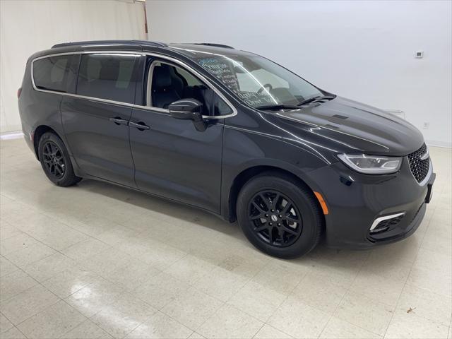 used 2022 Chrysler Pacifica car, priced at $23,536