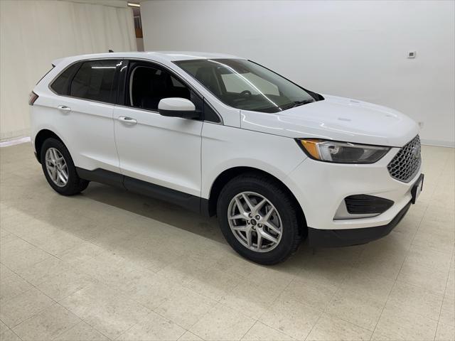 used 2024 Ford Edge car, priced at $26,741