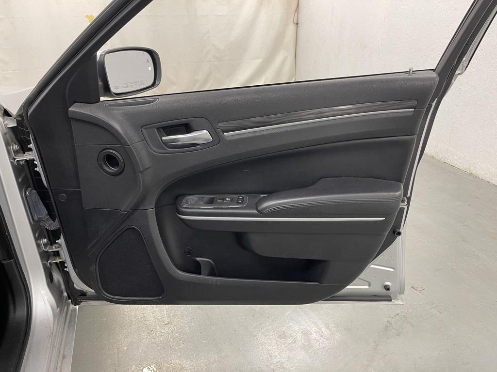 used 2021 Chrysler 300 car, priced at $18,980