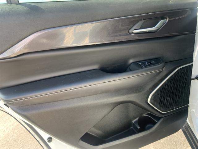used 2021 Jeep Grand Cherokee L car, priced at $28,990