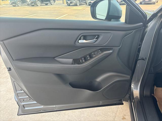 new 2025 Nissan Rogue car, priced at $31,985