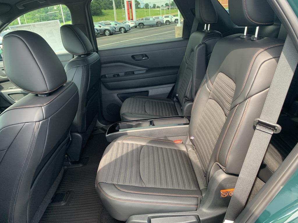 new 2025 Nissan Pathfinder car, priced at $46,505