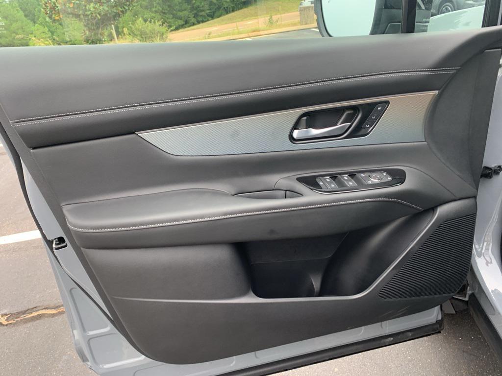 new 2025 Nissan Murano car, priced at $49,820