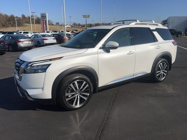 new 2025 Nissan Pathfinder car, priced at $53,030