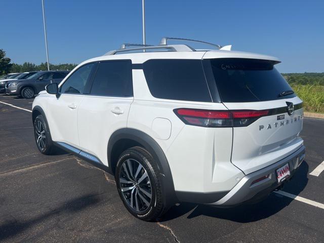 new 2025 Nissan Pathfinder car, priced at $52,485