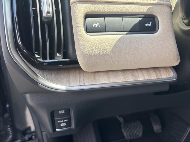 new 2025 Nissan Armada car, priced at $75,110