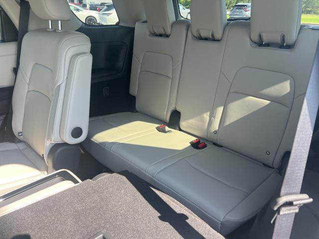 new 2025 Nissan Pathfinder car, priced at $47,555