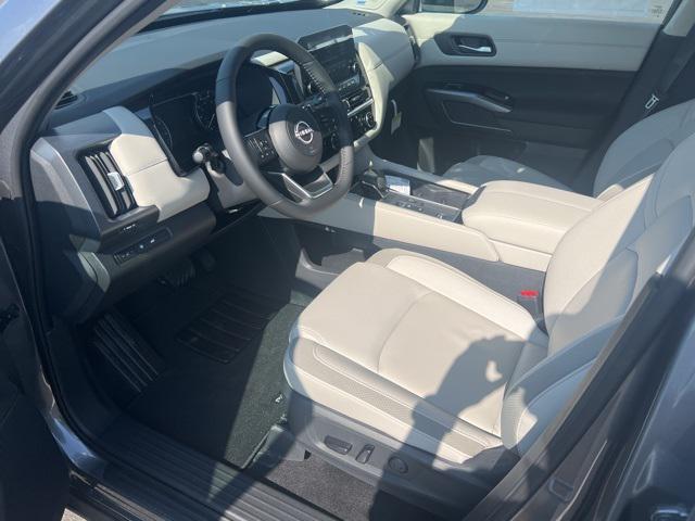 new 2025 Nissan Pathfinder car, priced at $47,555