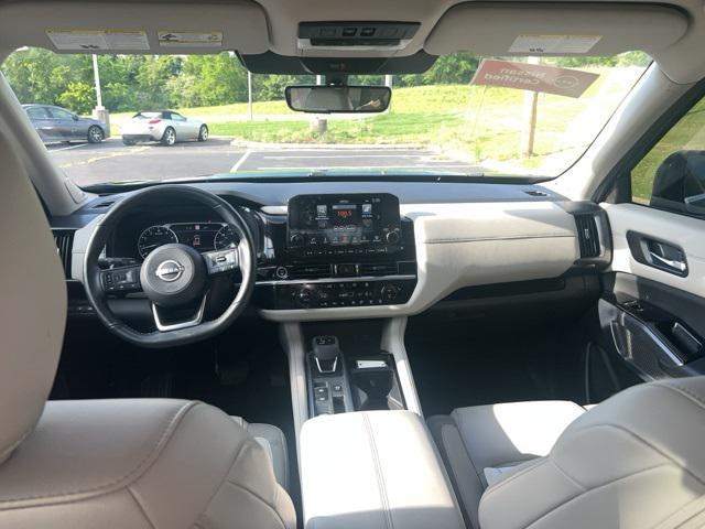 used 2023 Nissan Pathfinder car, priced at $35,800