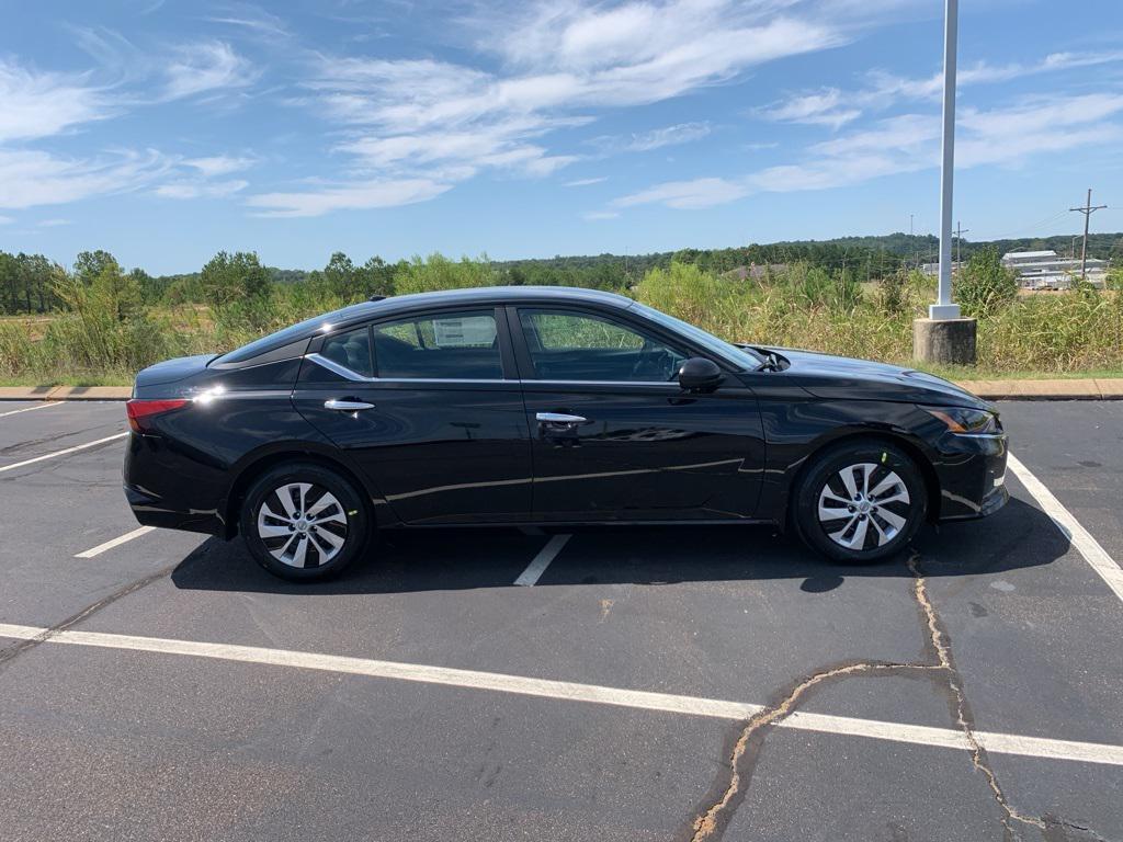 new 2025 Nissan Altima car, priced at $28,830