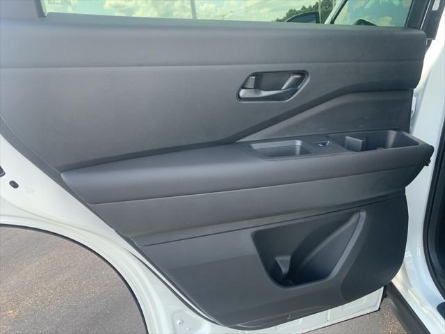 new 2025 Nissan Pathfinder car, priced at $46,505