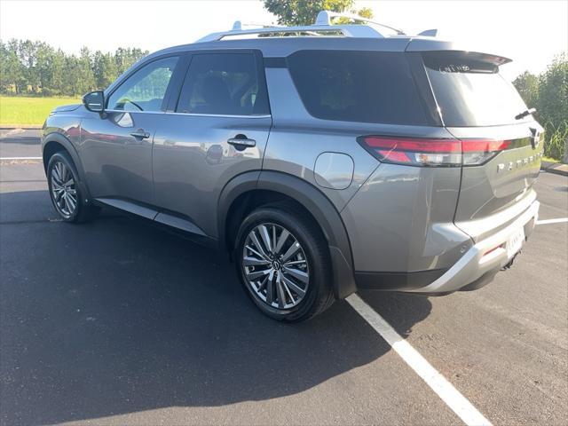 new 2025 Nissan Pathfinder car, priced at $47,925