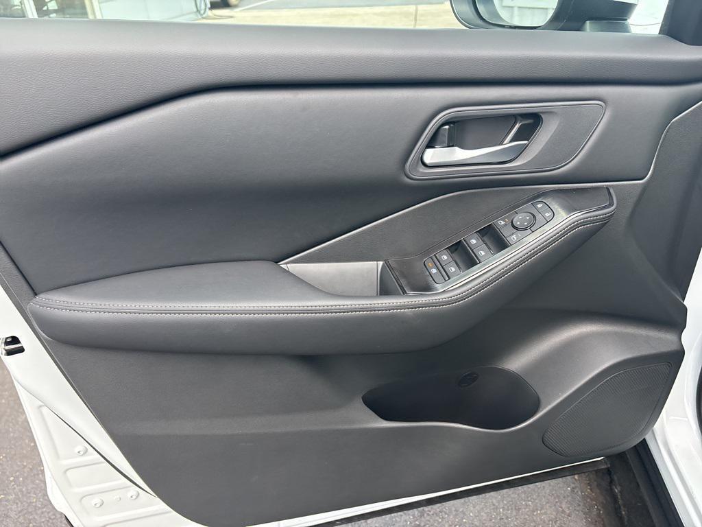 new 2025 Nissan Rogue car, priced at $32,435
