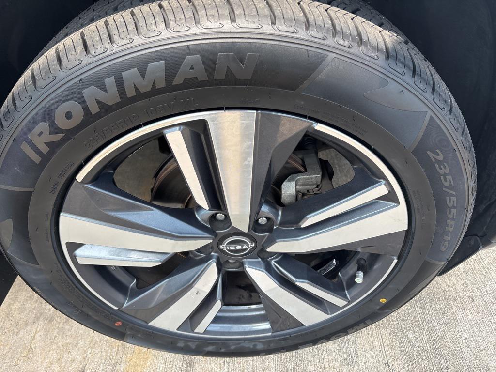 used 2022 Nissan Rogue car, priced at $26,250