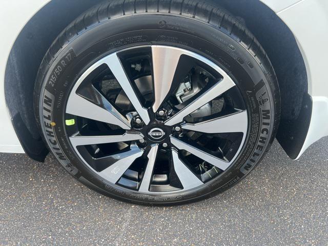 new 2025 Nissan Sentra car, priced at $28,185