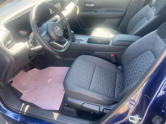 new 2025 Nissan Kicks car, priced at $25,890