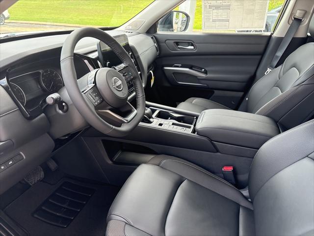 new 2025 Nissan Pathfinder car, priced at $47,500