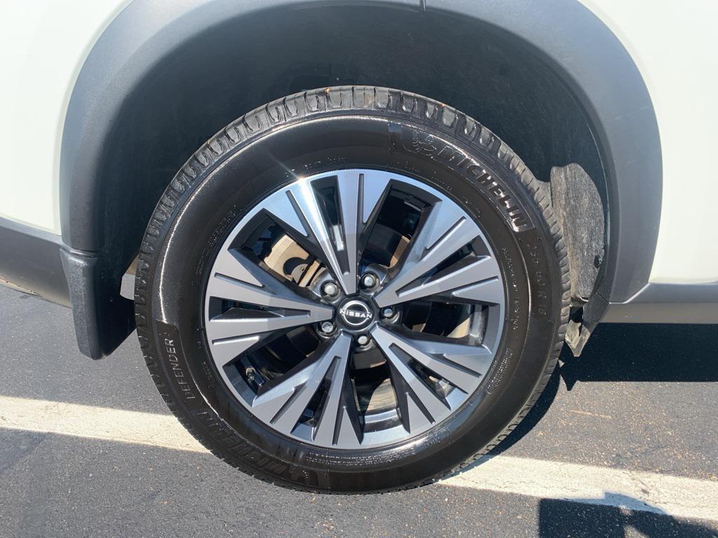 used 2023 Nissan Rogue car, priced at $24,250