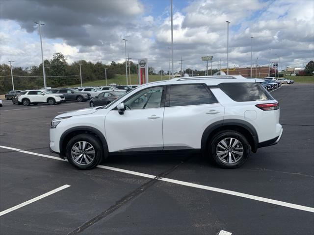 new 2025 Nissan Pathfinder car, priced at $46,035