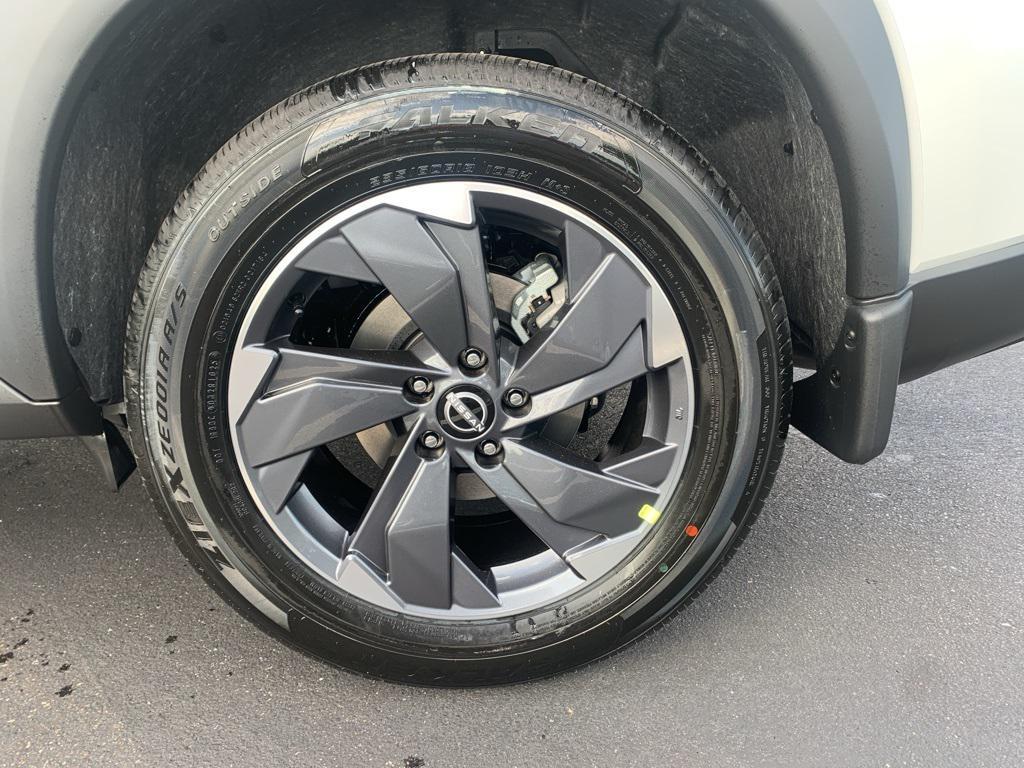 new 2025 Nissan Rogue car, priced at $32,345