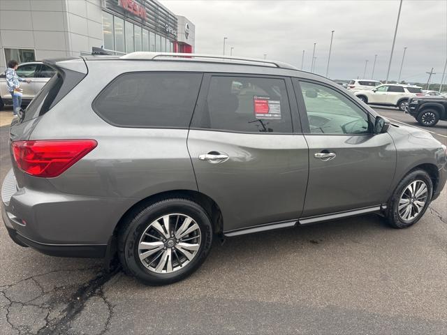 used 2020 Nissan Pathfinder car, priced at $25,687