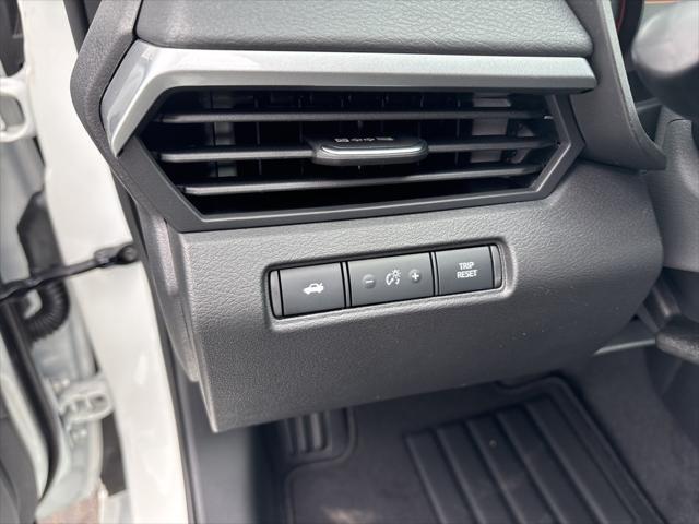 new 2025 Nissan Altima car