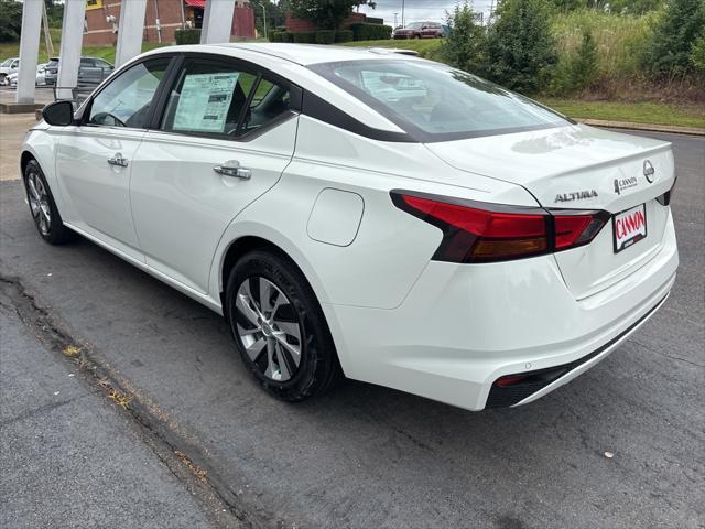 new 2025 Nissan Altima car